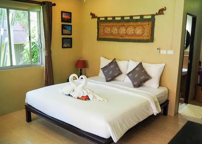 Lanta Castaway Beach Resort