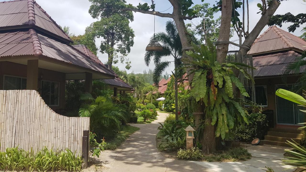 Lanta Castaway Resort Ko Lanta
